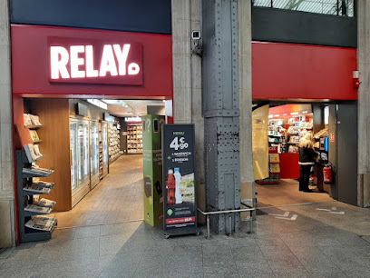 Relay Paris Gare Saint-Lazare Voie 1 Marchand De Journaux à Paris 08