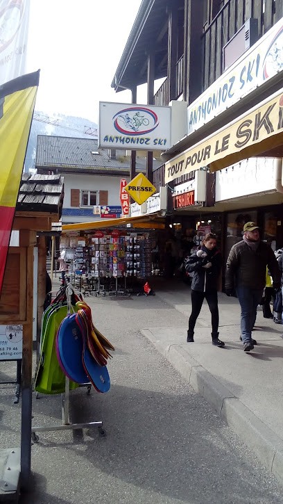 Maison De La Presse, Marchand de Journaux à Samoëns